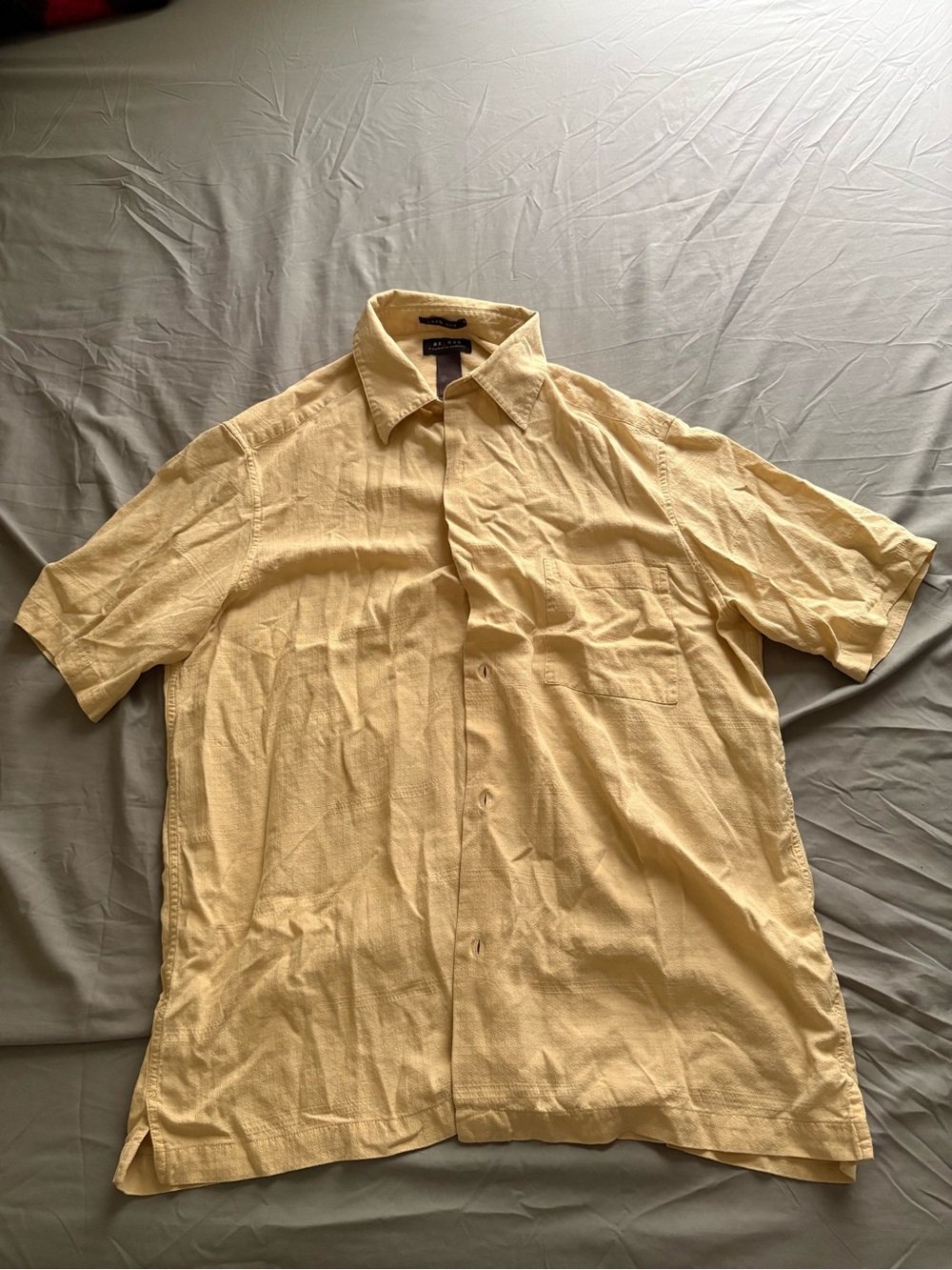 Axcess Men's Short-Sleeve Button-Down Shirt in Pale Yellow